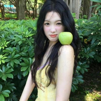 接近无限的白